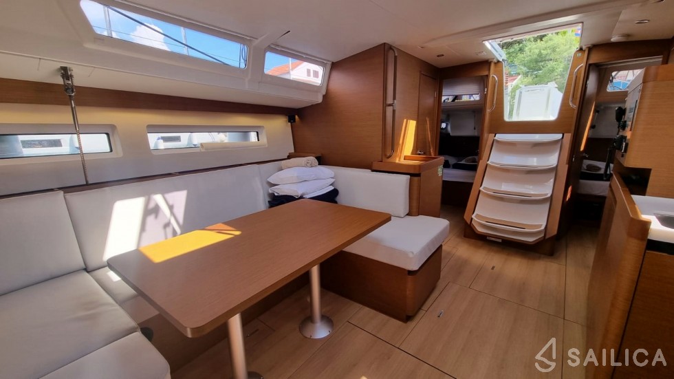 Sun Odyssey 490 - Yacht Charter Sailica