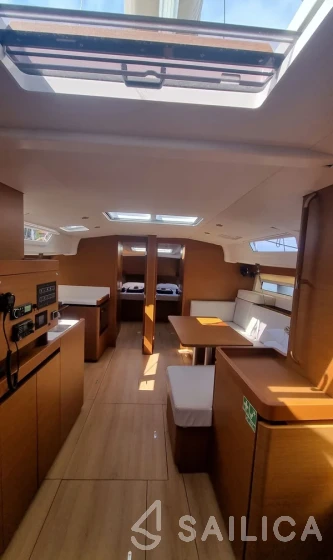 Sun Odyssey 490 - Yacht Charter Sailica