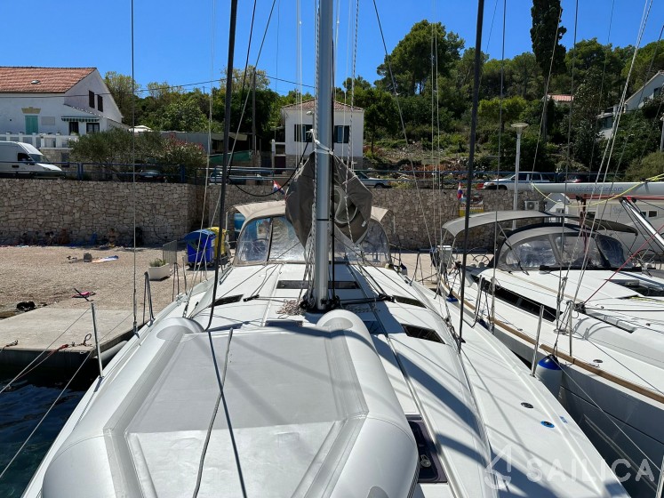Sun Odyssey 490 - Yacht Charter Sailica