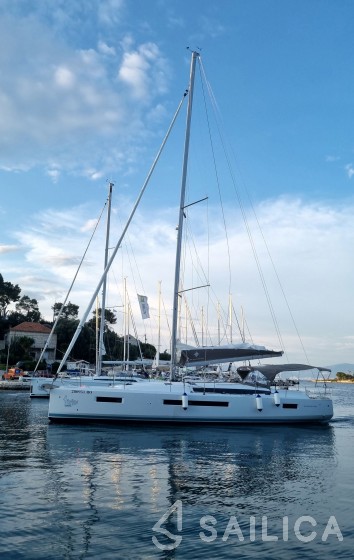 Sun Odyssey 490 - Yacht Charter Sailica