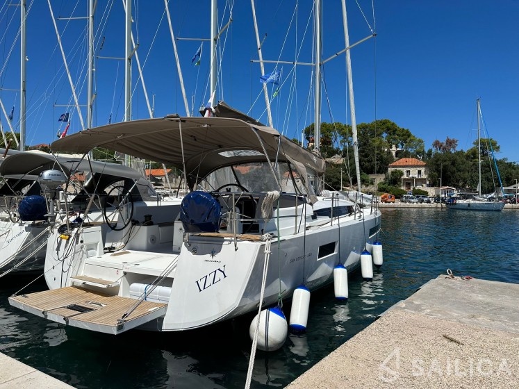 Sun Odyssey 490 - Yacht Charter Sailica