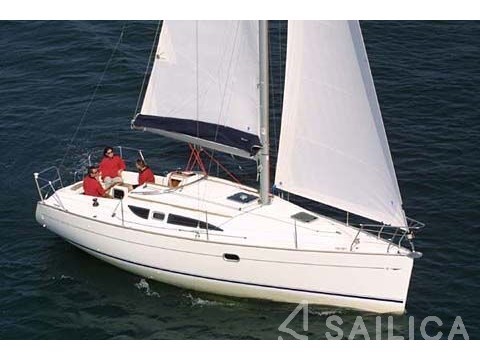 Sun Odyssey 32 - Yacht Charter Sailica