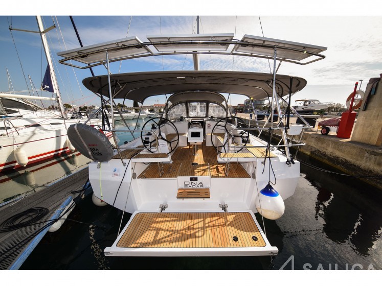 Bavaria C42 - Yacht Charter Sailica