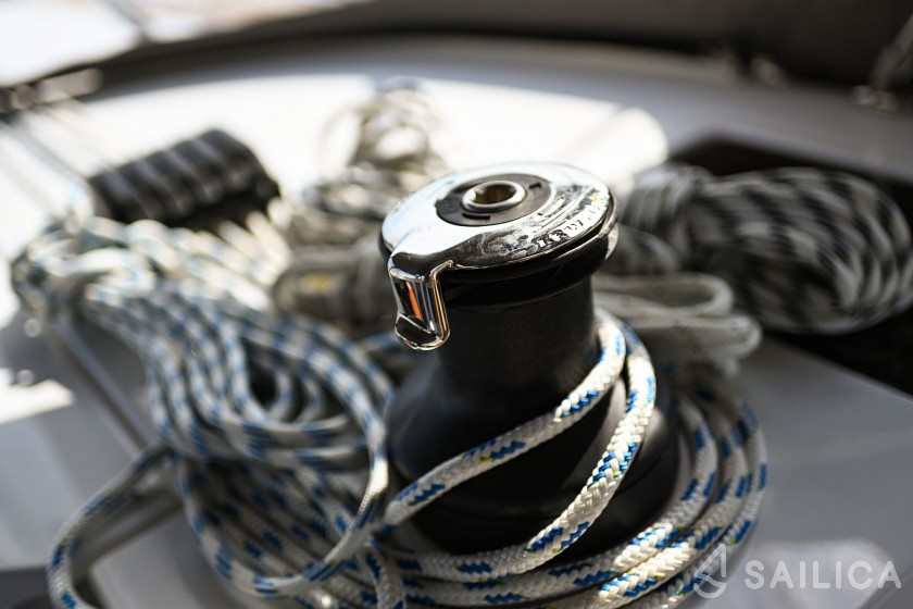 Bavaria C42 - Yacht Charter Sailica