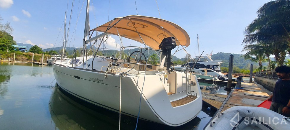 Oceanis 54 - Yacht Charter Sailica