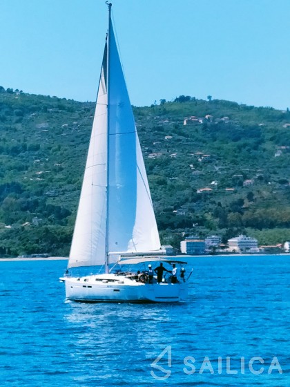 Sun Odyssey 479 - Yacht Charter Sailica
