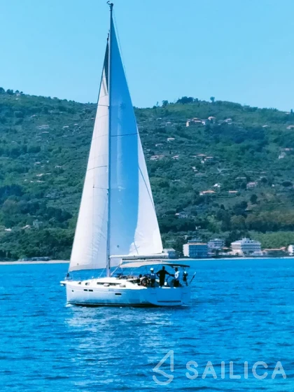 Sun Odyssey 479 - Yacht Charter Sailica