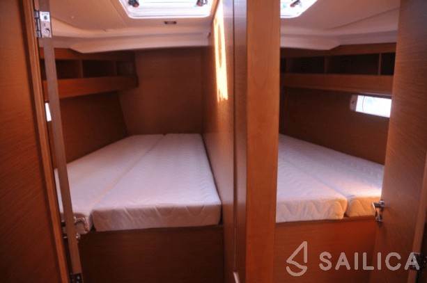 Sun Odyssey 479 - Yacht Charter Sailica