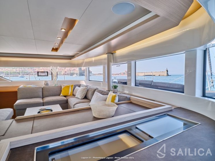 Lagoon 51 - Yacht Charter Sailica