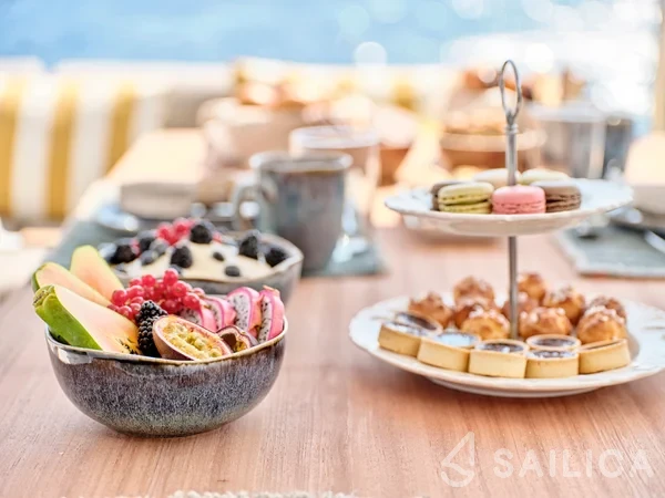 Lagoon 51 - Yacht Charter Sailica
