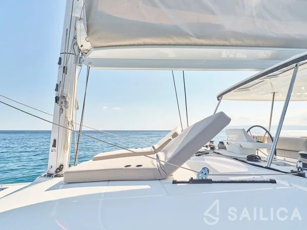 Lagoon 51 - Yacht Charter Sailica