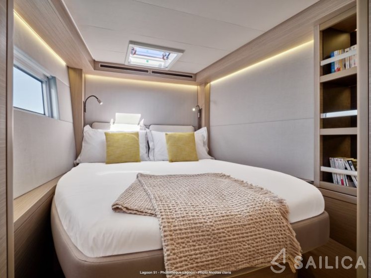 Lagoon 51 - Yacht Charter Sailica