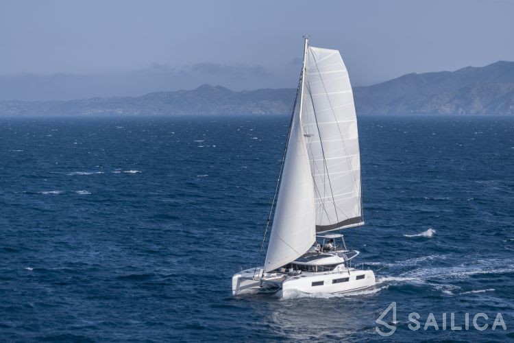 Lagoon 51 - Yacht Charter Sailica