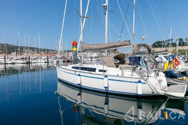 Bavaria 34 - Yacht Charter Sailica