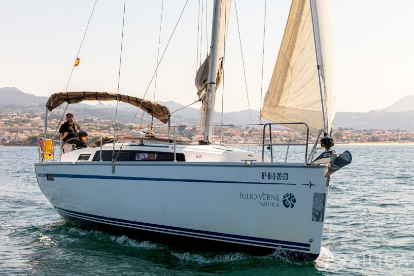 Bavaria 34 - Yacht Charter Sailica