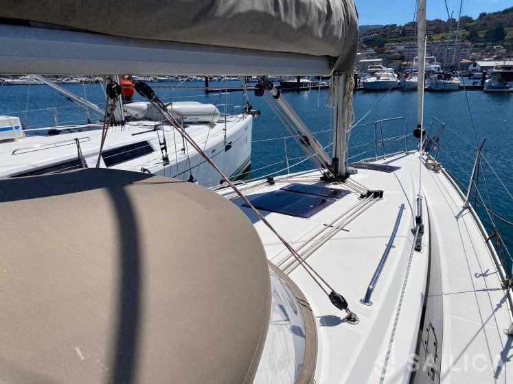 Bavaria 34 - Yacht Charter Sailica