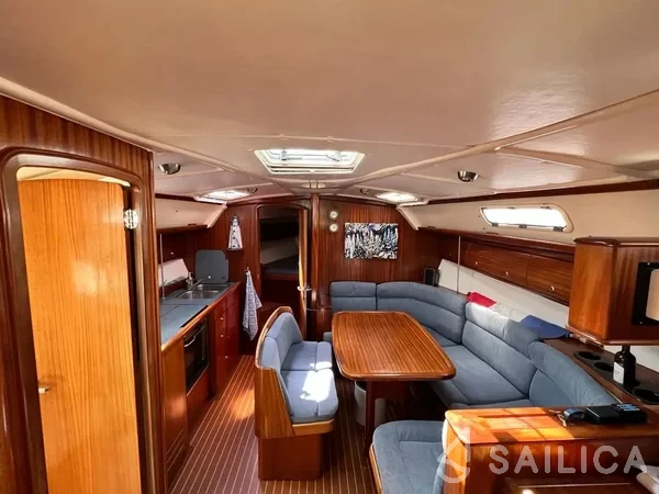 Bavaria 41 - Yacht Charter Sailica