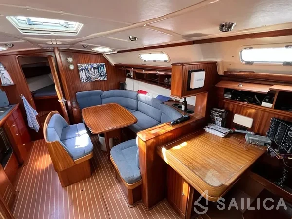 Bavaria 41 - Yacht Charter Sailica