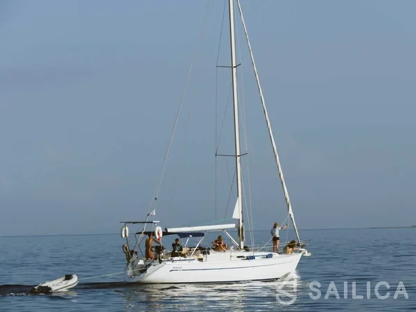 Bavaria 41 - Yacht Charter Sailica
