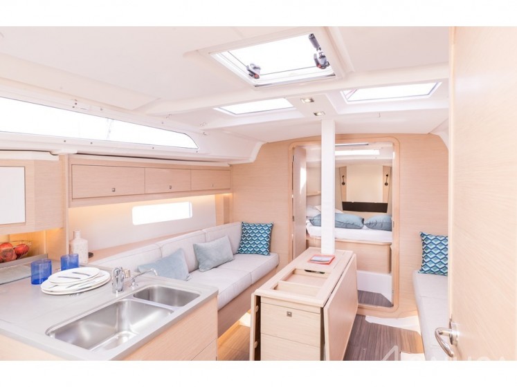 Dufour 37 - Yacht Charter Sailica