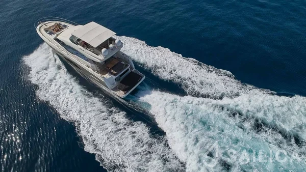 Prestige 630S - Yacht Charter Sailica