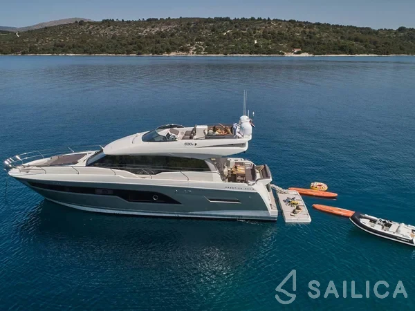 Prestige 630S - Yacht Charter Sailica