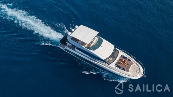 Prestige 630S - Yacht Charter Sailica
