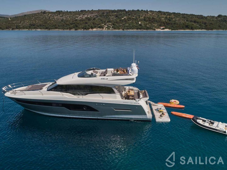 Prestige 630S - Yacht Charter Sailica