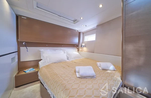 CNB 76 - Yacht Charter Sailica
