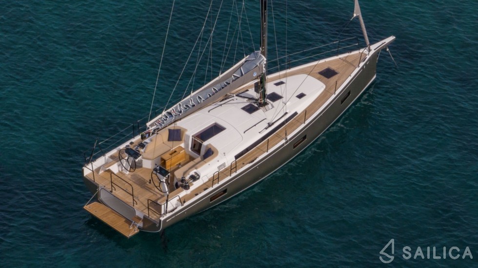 First 44 - Yacht Charter Sailica