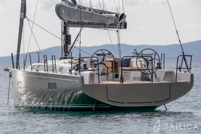 First 44 - Yacht Charter Sailica