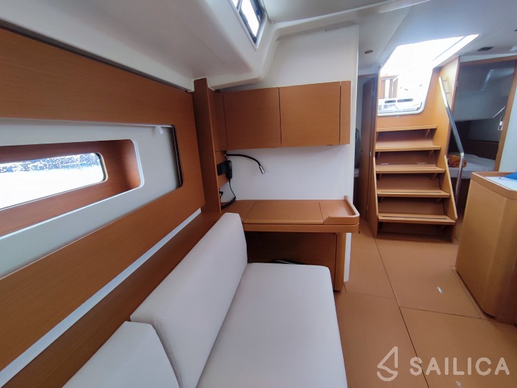 First 44 - Yacht Charter Sailica