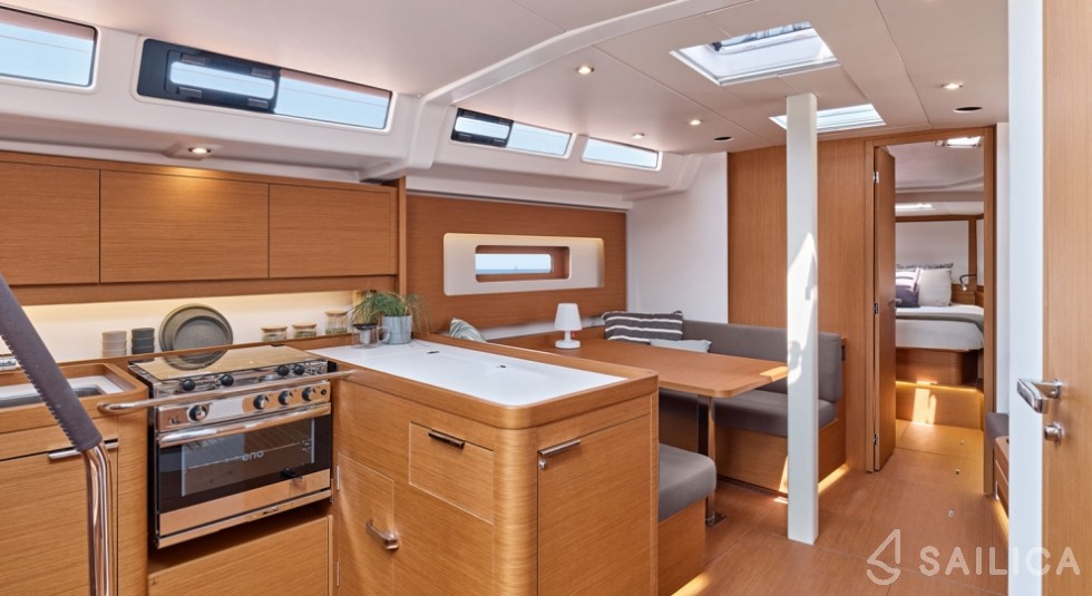 First 44 - Yacht Charter Sailica