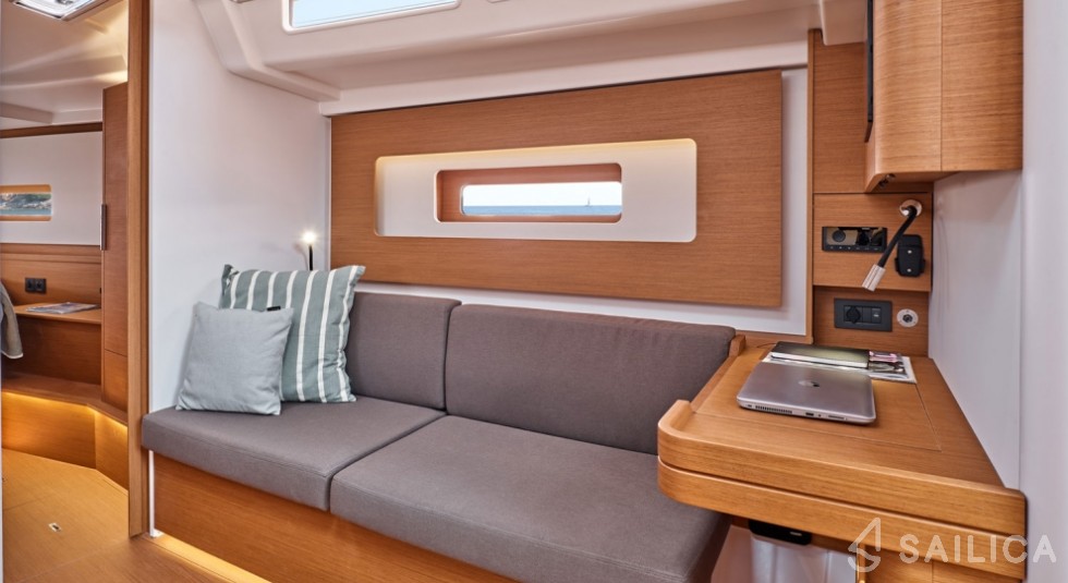 First 44 - Yacht Charter Sailica