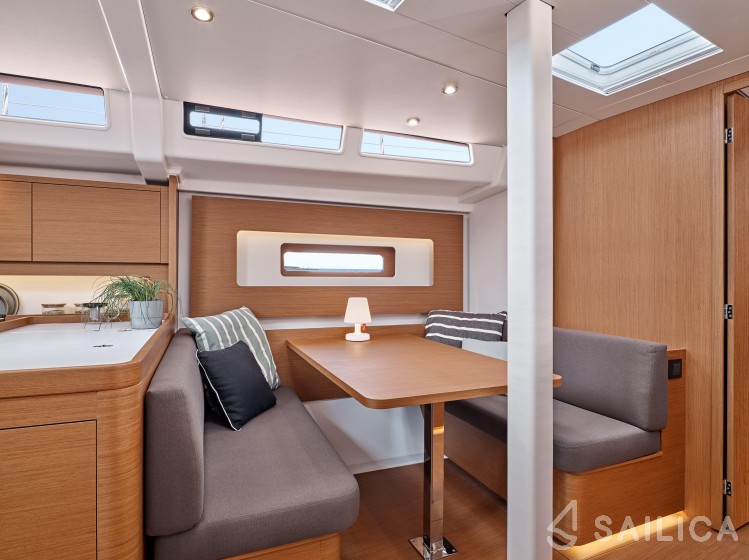 First 44 - Yacht Charter Sailica