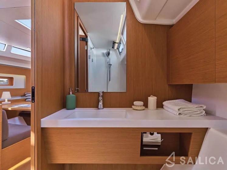 First 44 - Yacht Charter Sailica