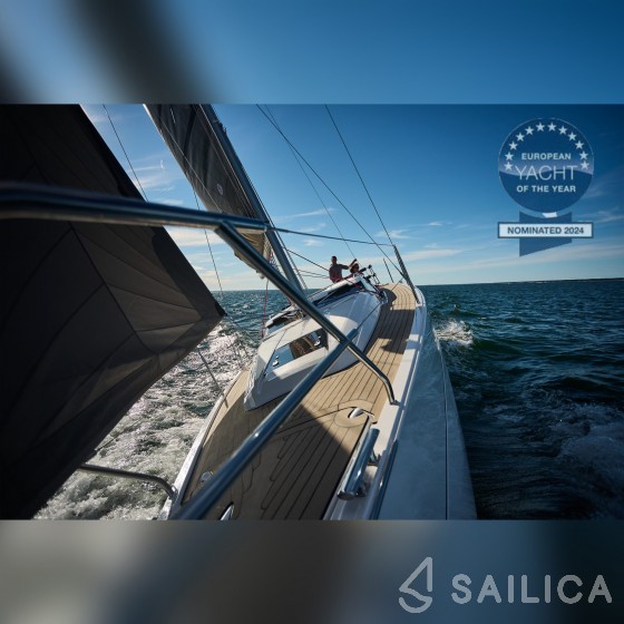 Maxus 35 - Yacht Charter Sailica