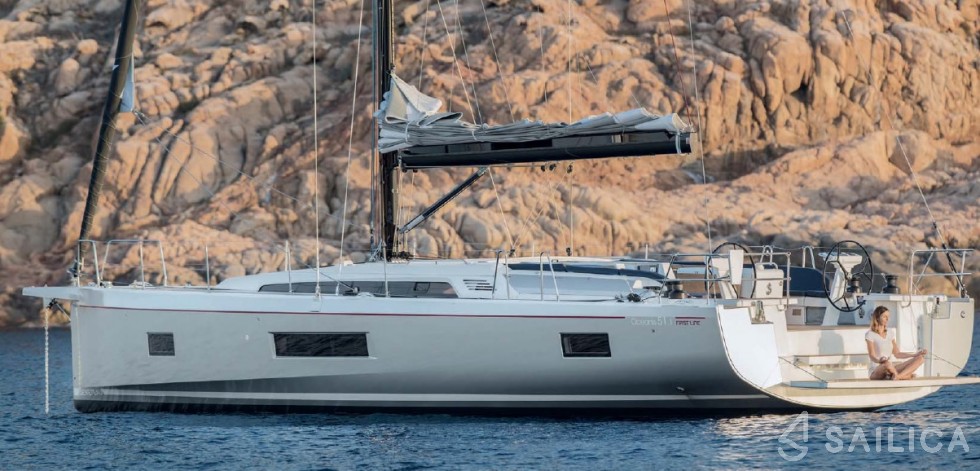 Oceanis 51.1 - Yacht Charter Sailica
