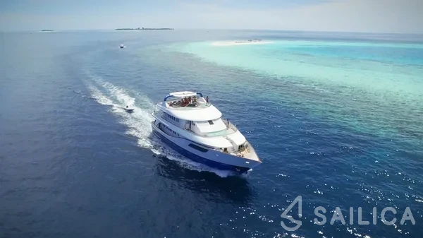 Motoryacht - Yacht Charter Sailica