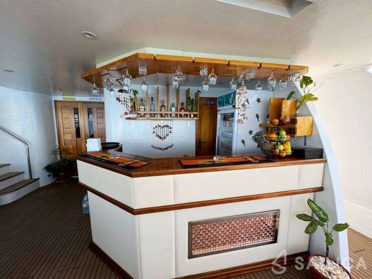 Motoryacht - Yacht Charter Sailica