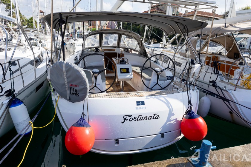 Bavaria Cruiser 37 Style - Yacht Charter Sailica