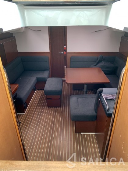 Hanse 445 - Yacht Charter Sailica