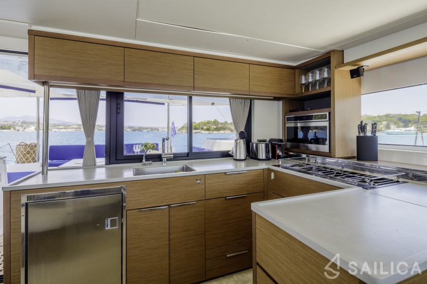 Lagoon 46  - Yacht Charter Sailica