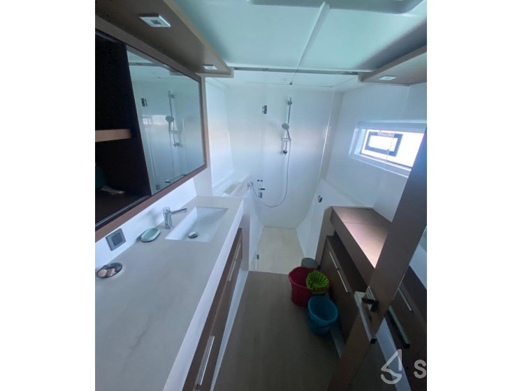 Lagoon 46  - Yacht Charter Sailica