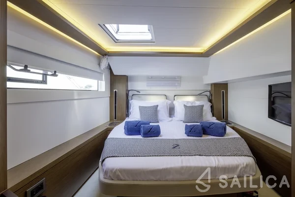 Lagoon 46  - Yacht Charter Sailica