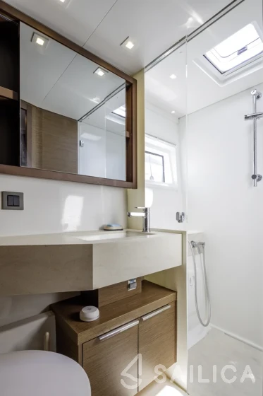 Lagoon 46  - Yacht Charter Sailica