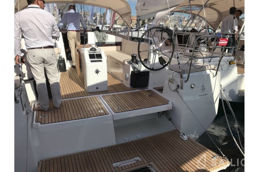 Sun Odyssey 440 - Yacht Charter Sailica