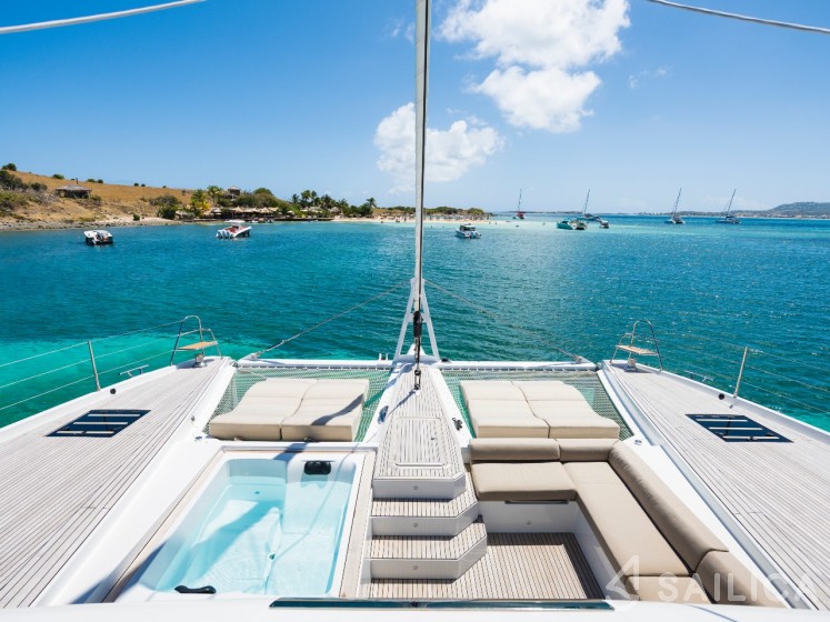 Alegria 67 - Yacht Charter Sailica