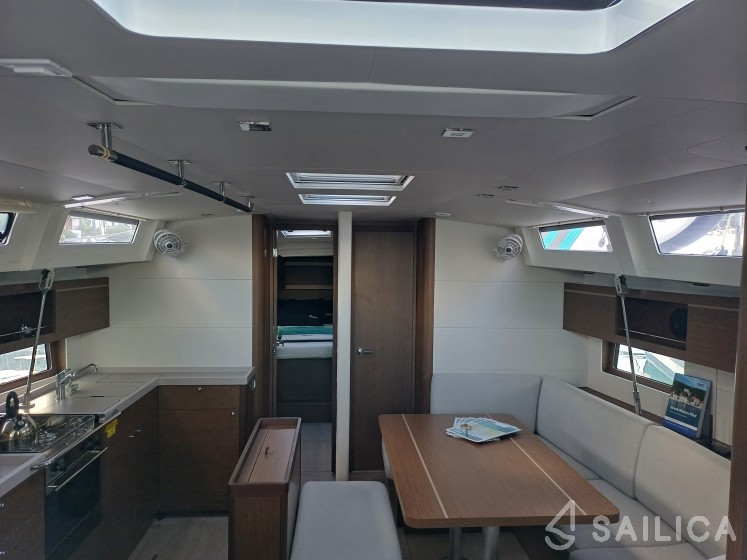 Oceanis 46.1 - Yacht Charter Sailica