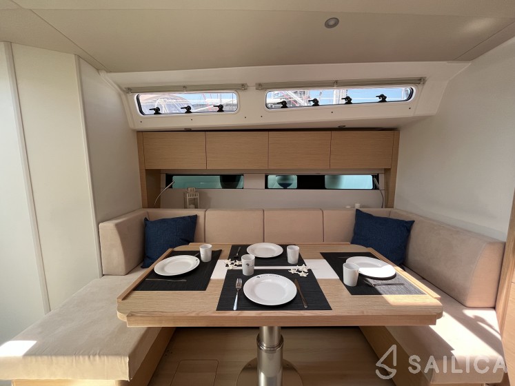 Hanse 460 - Yacht Charter Sailica
